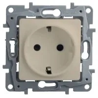 Розетка 2К+З со шторками ETIKA, слоновая кость (672322). Розетка. LegranD